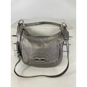 COACH 19303 MEDIUM SILVER METALIC LEATHER CROSSBODY BAG